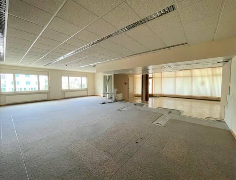 La Sarraz - Administratif/Bureau 330 m2 à La Sarraz