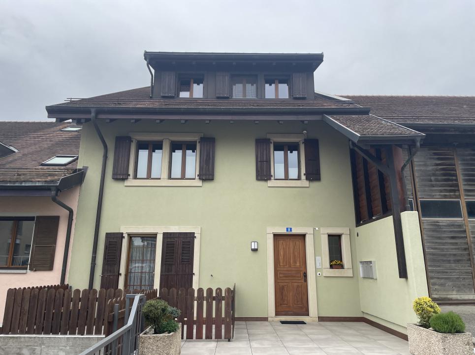 Sullens - Duplex 3.5 pièces à Sullens