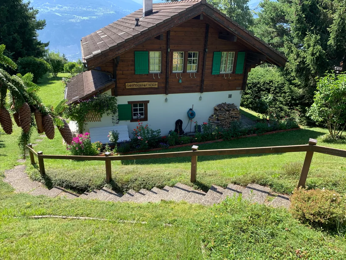Chalet Les Noisetiers Arbaz