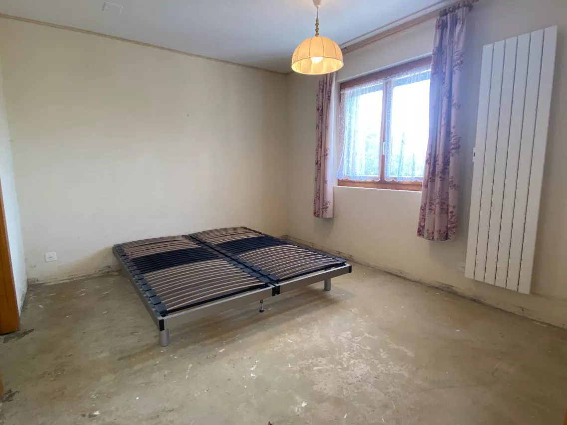Chalet Malou avec un très grand sous-sol de rangement