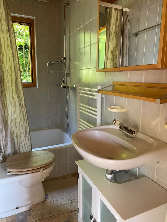 Chalet Malou avec un très grand sous-sol de rangement
