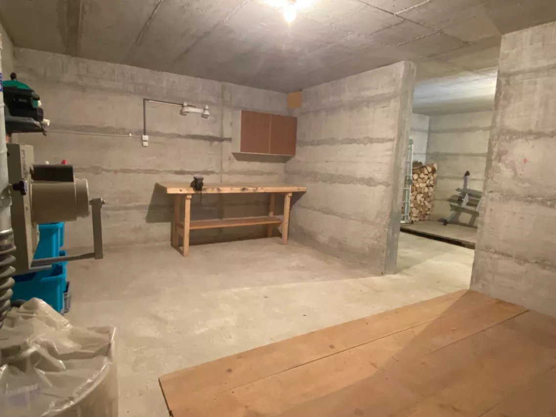 Chalet Malou avec un très grand sous-sol de rangement