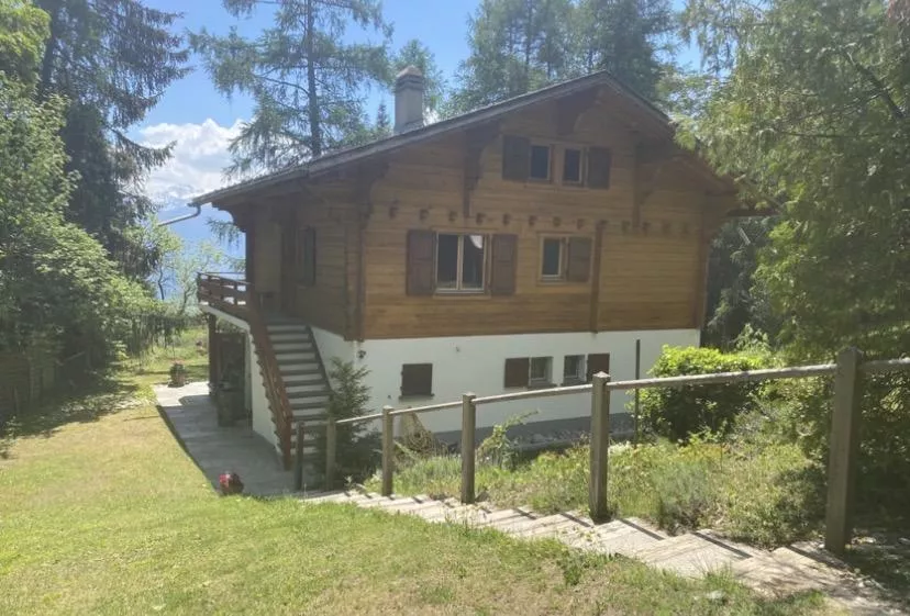 Chalet familial ou pied-à-terre de charme à Anzère
