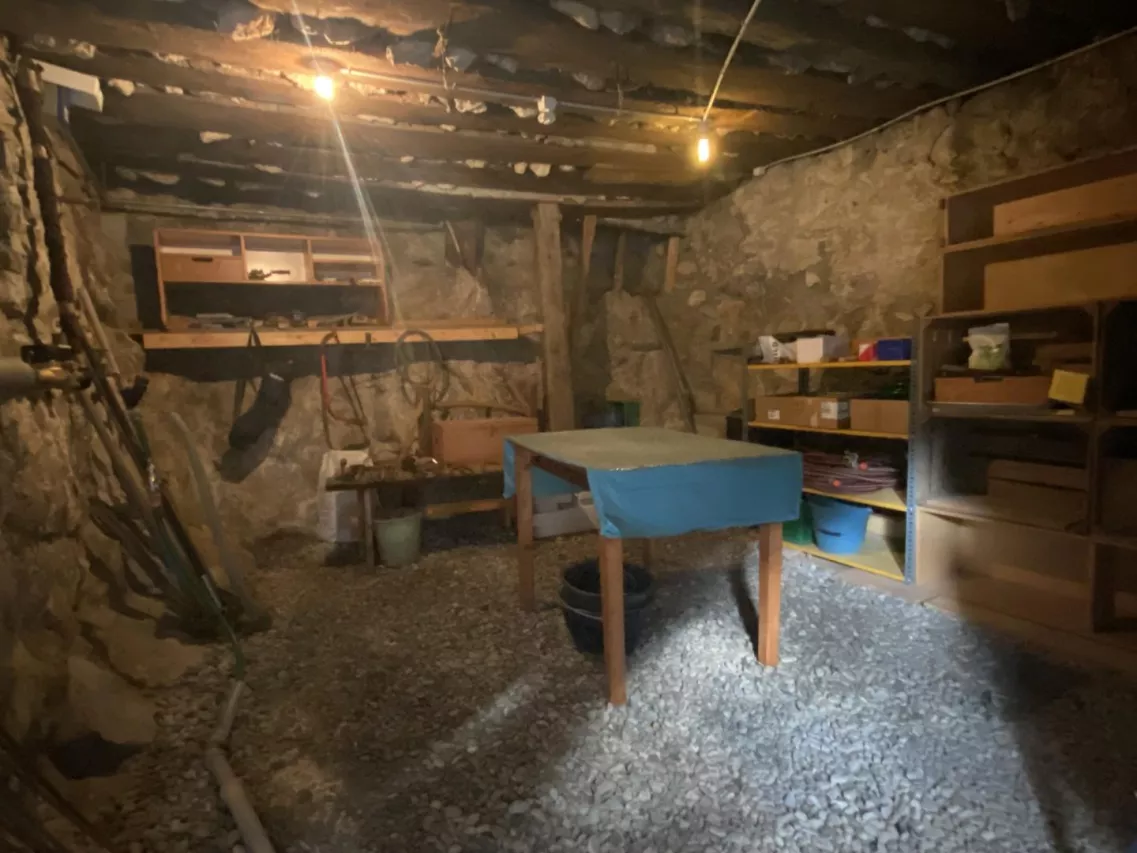 Maison villageoise avec potentiel de rendement au coeur d'Arbaz