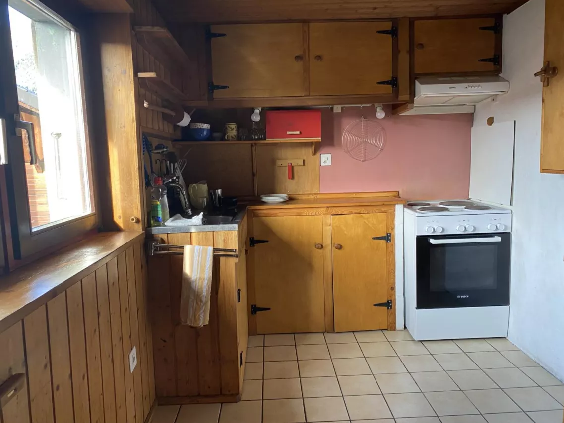 Maison villageoise avec potentiel de rendement au coeur d'Arbaz