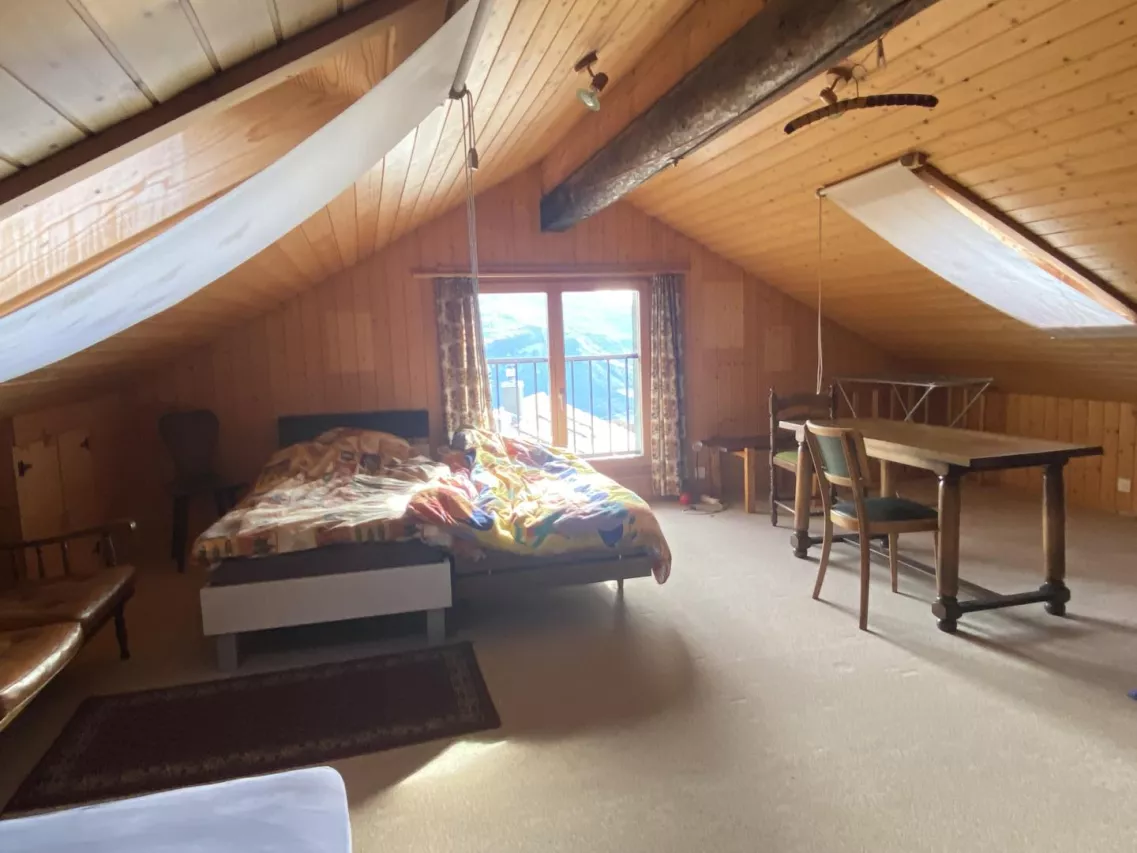 Maison villageoise avec potentiel de rendement au coeur d'Arbaz