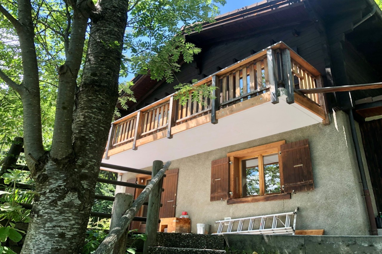 Charmant chalet Valaisan avec magnifique vue sur la Chaînes des Alpes