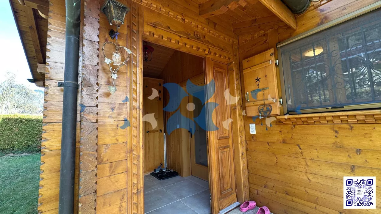 Superbe maison 6.5 pièces à Erde - Un écrin de lumière sur le Coteau du Soleil