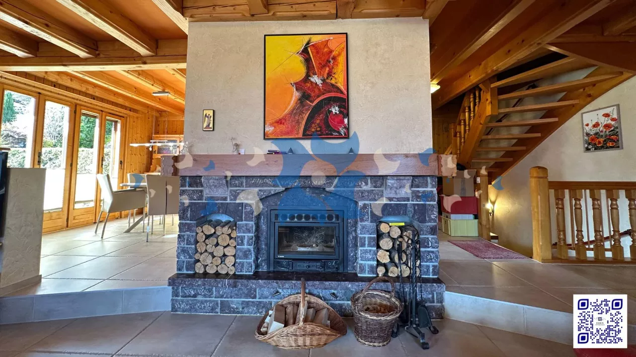 Superbe maison 6.5 pièces à Erde - Un écrin de lumière sur le Coteau du Soleil