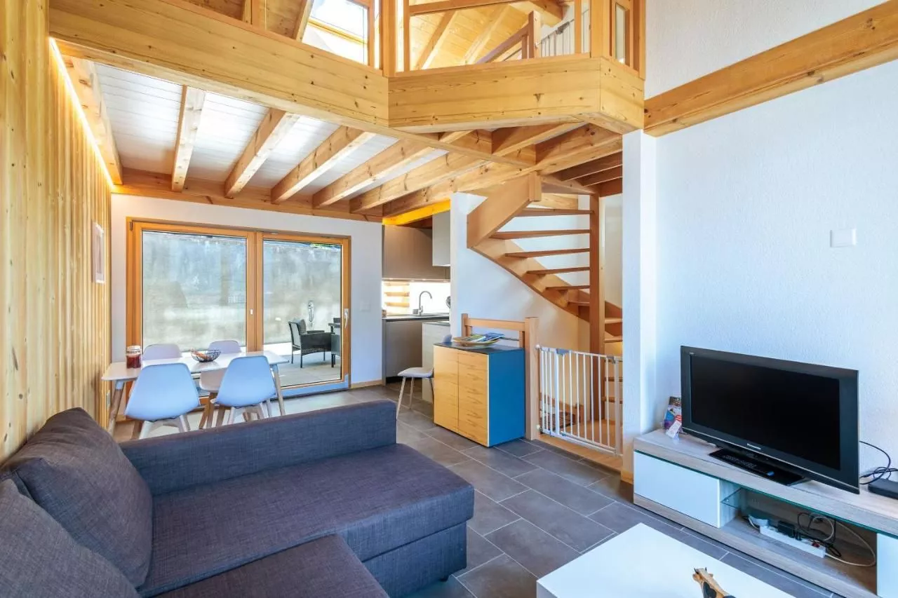 Élégante Villa de 3,5 Pièces avec Charme Unique