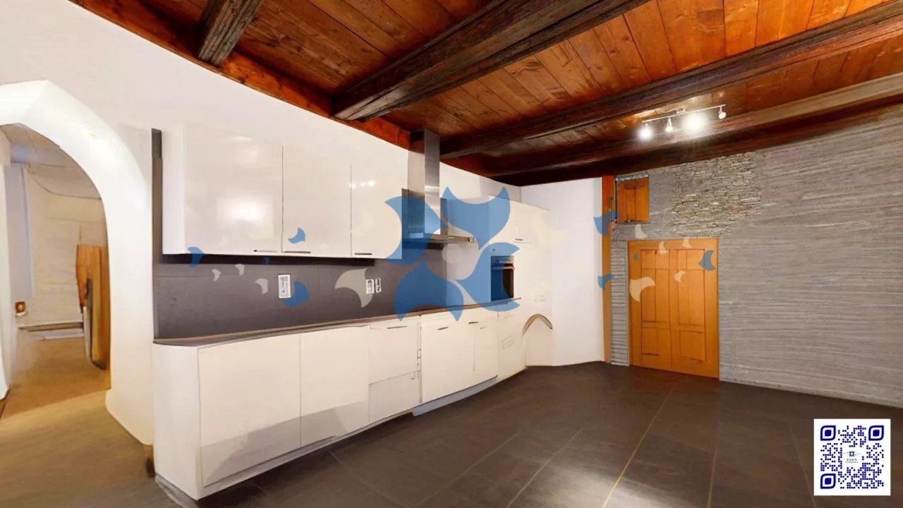 À vendre - Superbe appartement 2.5 pièces rénové avec cachet, au coeur de Saint-Maurice (VS)