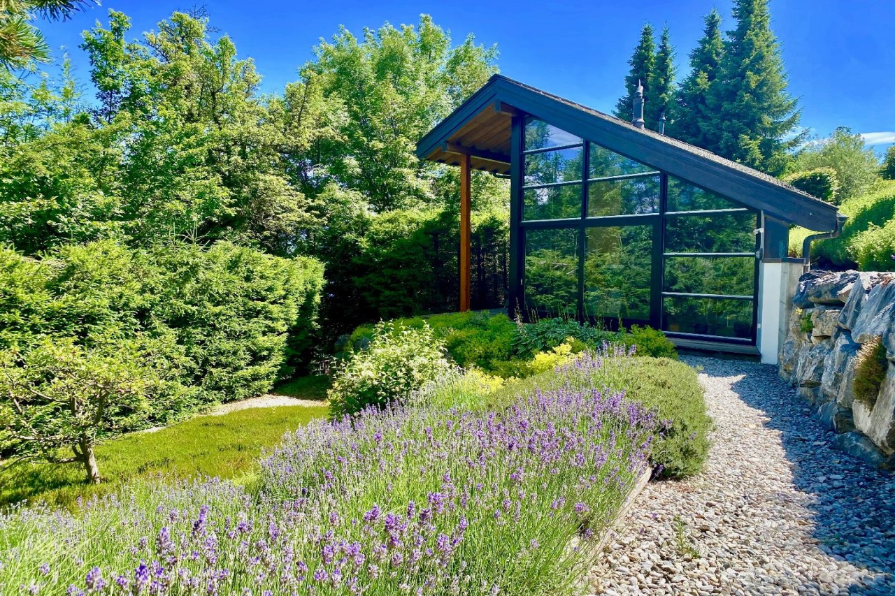 Splendide propriété avec vue panoramique, composée de 3 bâtisses à Mollens, Crans-Montana