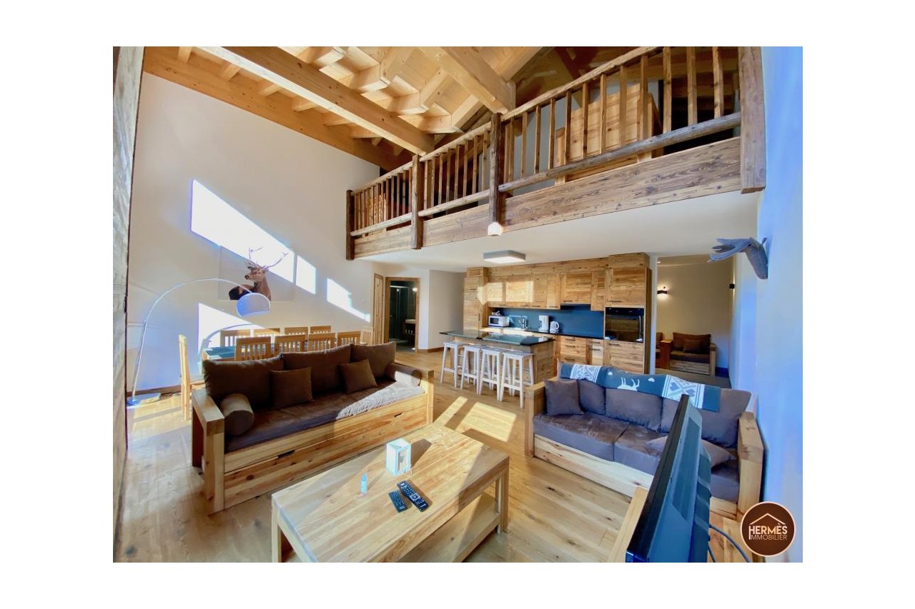 Superbe appartement en attique-duplex / ski-in & ski-out sur les pistes de Veysonnaz