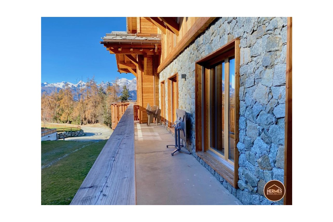 Superbe appartement en attique-duplex / ski-in & ski-out sur les pistes de Veysonnaz