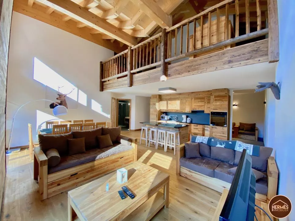 Superbe appartement en attique-duplex / ski-in & ski-out sur les pistes de Veysonnaz