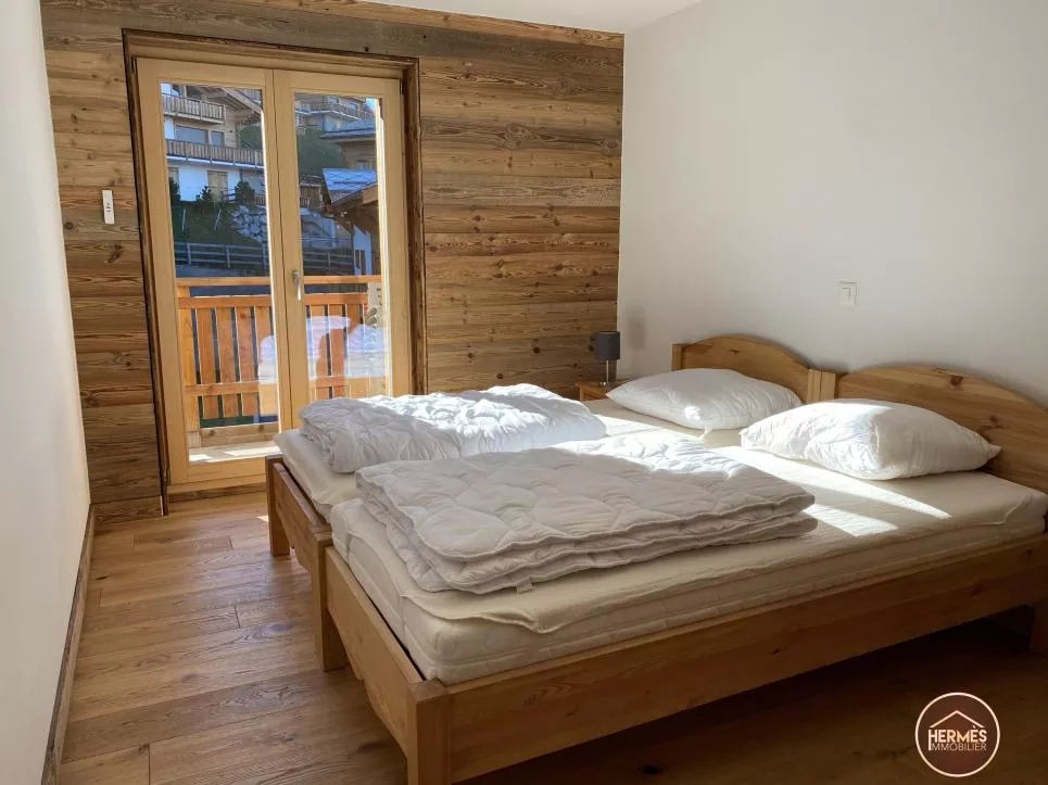 Superbe appartement en attique-duplex / ski-in & ski-out sur les pistes de Veysonnaz