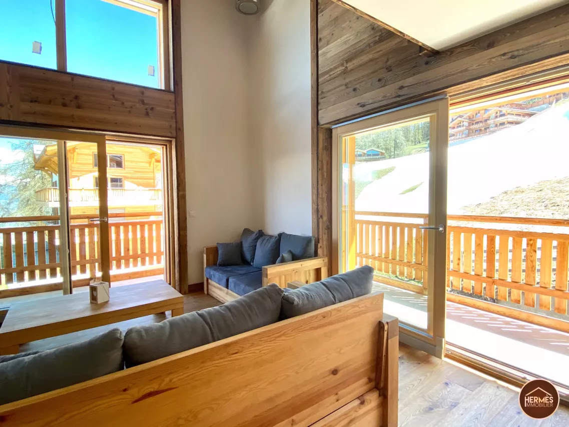 Superbe appartement en attique-duplex / ski-in & ski-out sur les pistes de Veysonnaz