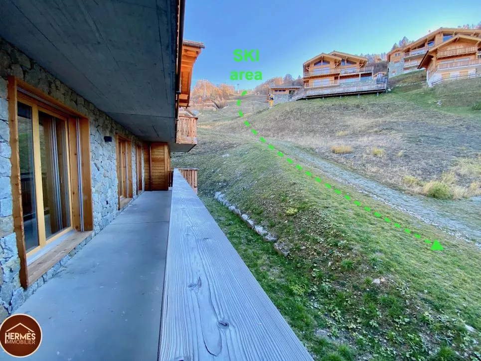 Superbe appartement ski-in & ski-out sur les pistes de Veysonnaz