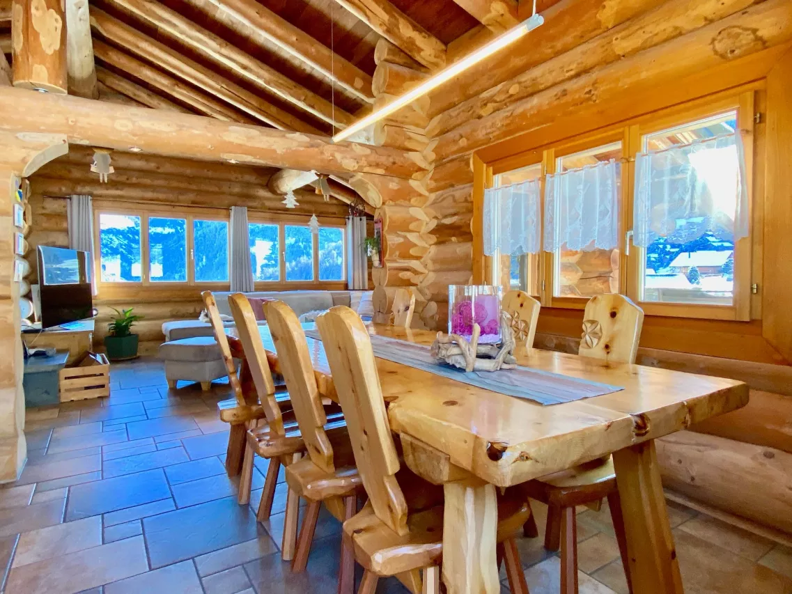 Superbe chalet-villa à Nendaz ? calme, vue, confort et nature