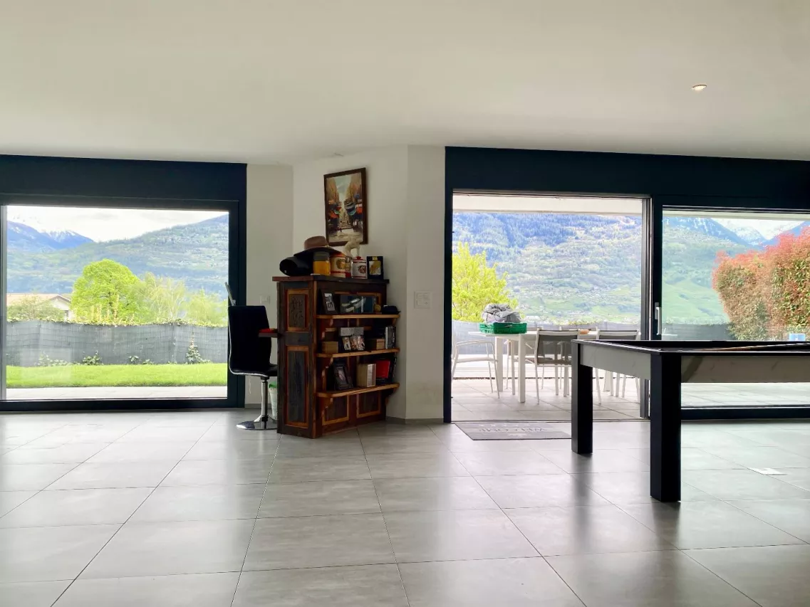Villa contemporaine d?architectes avec vue exceptionnelle à Ormône (Savièse)