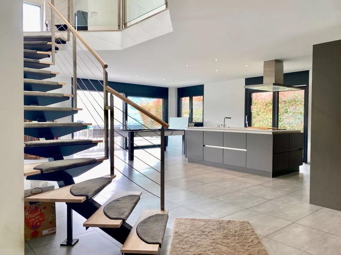 Villa contemporaine d?architectes avec vue exceptionnelle à Ormône (Savièse)