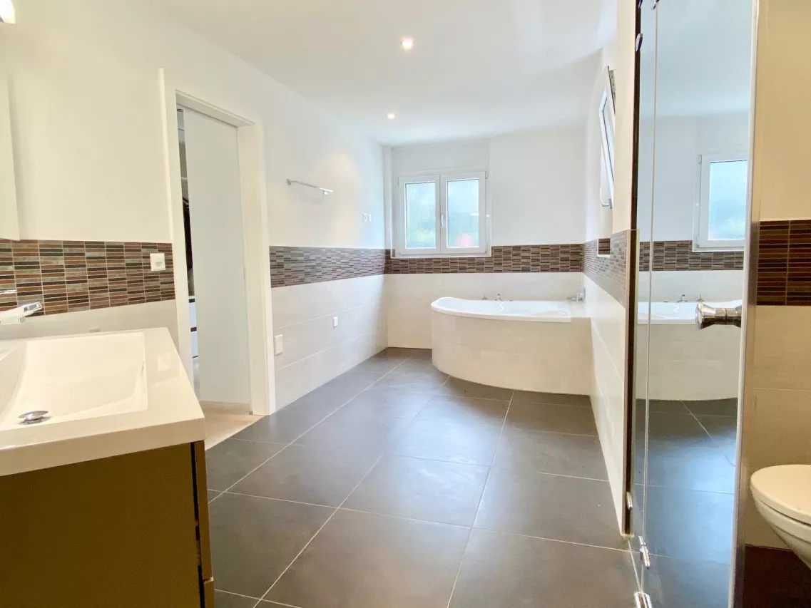 Villa contemporaine d?architectes avec vue exceptionnelle à Ormône (Savièse)