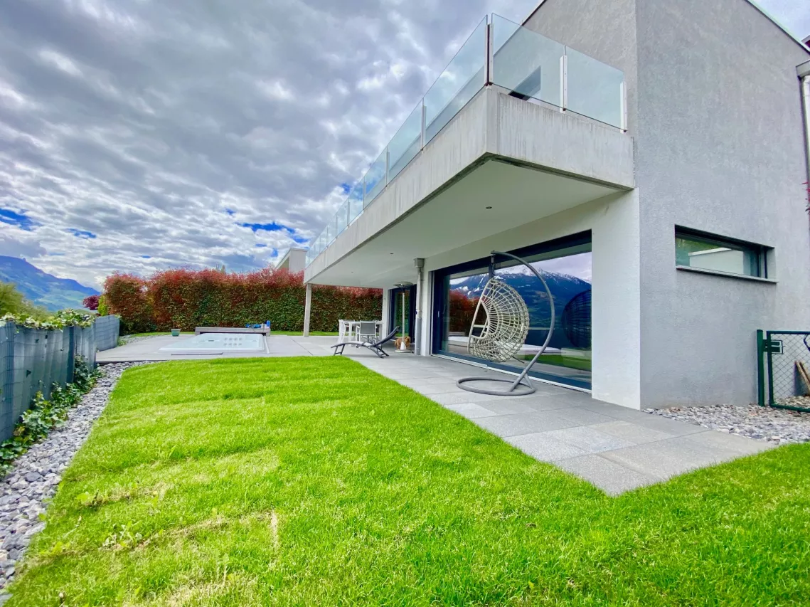 Villa contemporaine d?architectes avec vue exceptionnelle à Ormône (Savièse)