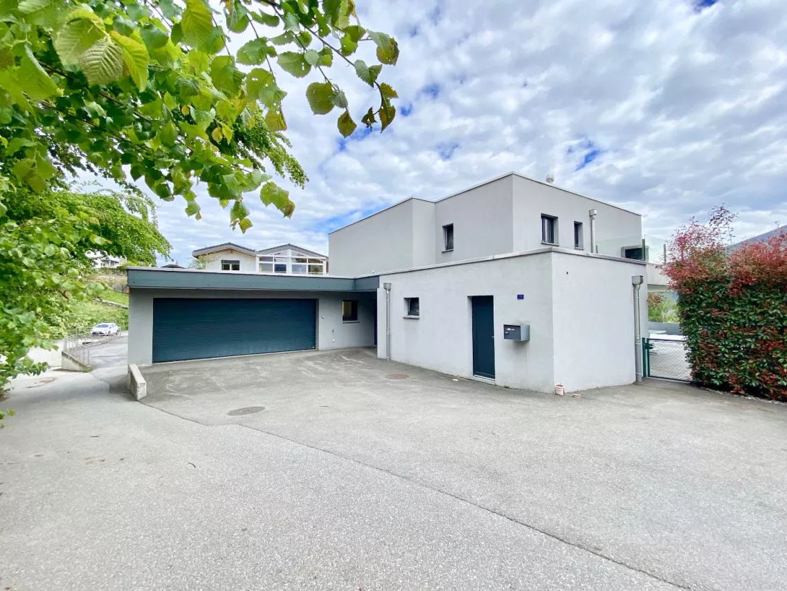 Villa contemporaine d?architectes avec vue exceptionnelle à Ormône (Savièse)