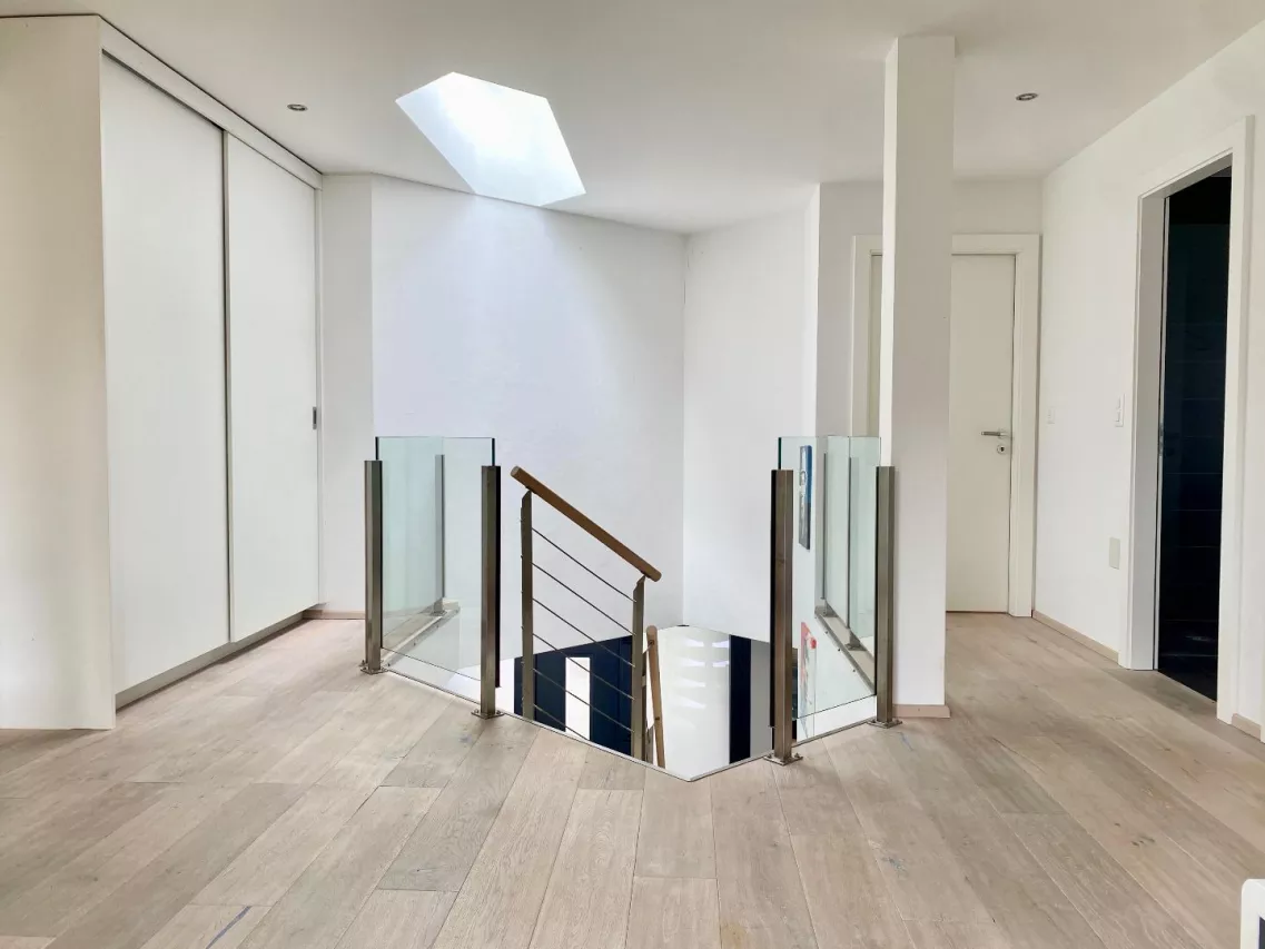 Villa contemporaine d?architectes avec vue exceptionnelle à Ormône (Savièse)