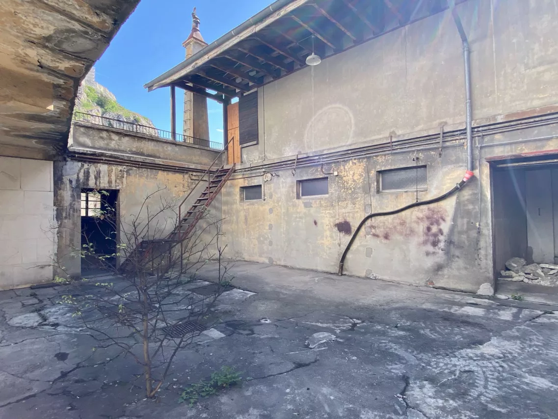 Maison à rénover avec situation exceptionnelle, vieille ville de Sion