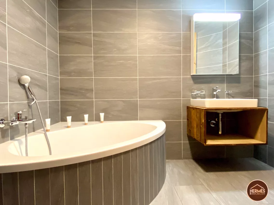 Superbe appartement en attique-duplex / ski-in & ski-out sur les pistes de Veysonnaz