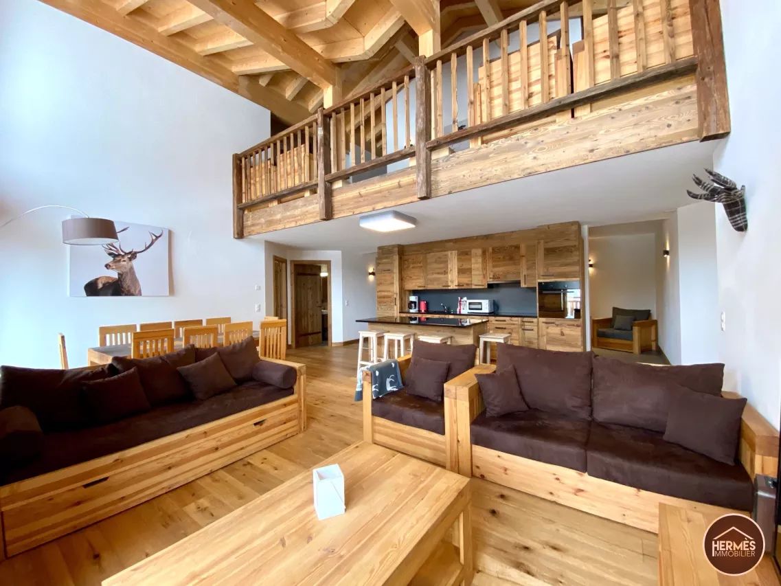 Superbe appartement en attique-duplex / ski-in & ski-out sur les pistes de Veysonnaz