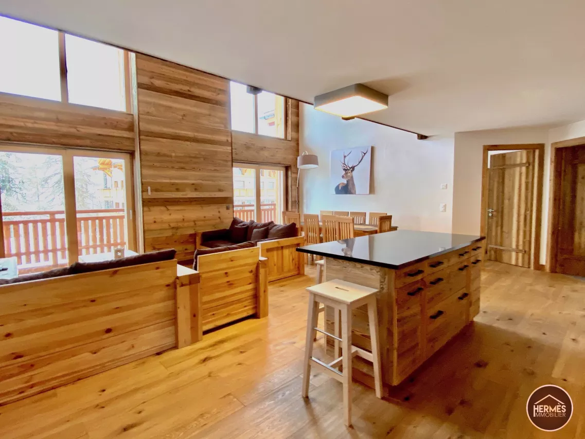 Superbe appartement en attique-duplex / ski-in & ski-out sur les pistes de Veysonnaz