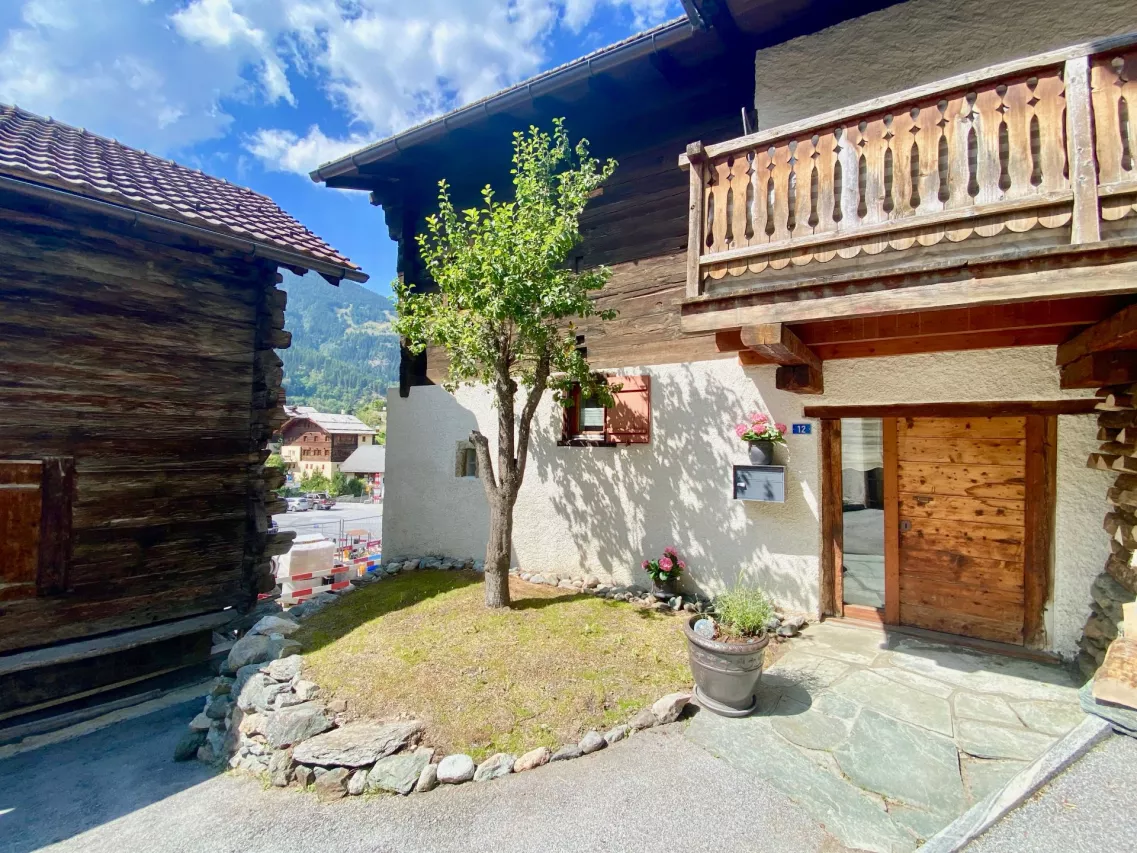 Authentique maison villageoise au coeur de Vissoie - Val d'Anniviers