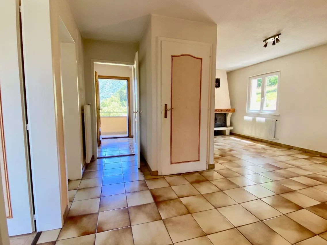 Maison individuelle sur les hauts de Bramois (Sion) Cadre bucolique, vue panoramique, accès privatif