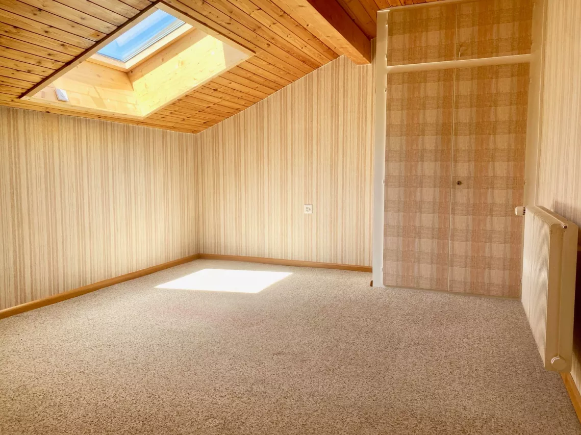Maison individuelle sur les hauts de Bramois (Sion) Cadre bucolique, vue panoramique, accès privatif