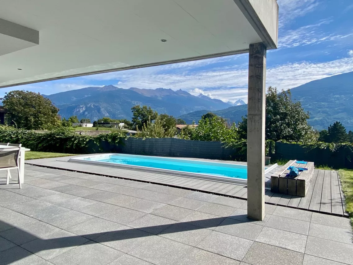 Villa contemporaine d'architectes avec vue exceptionnelle à Ormône (Savièse)