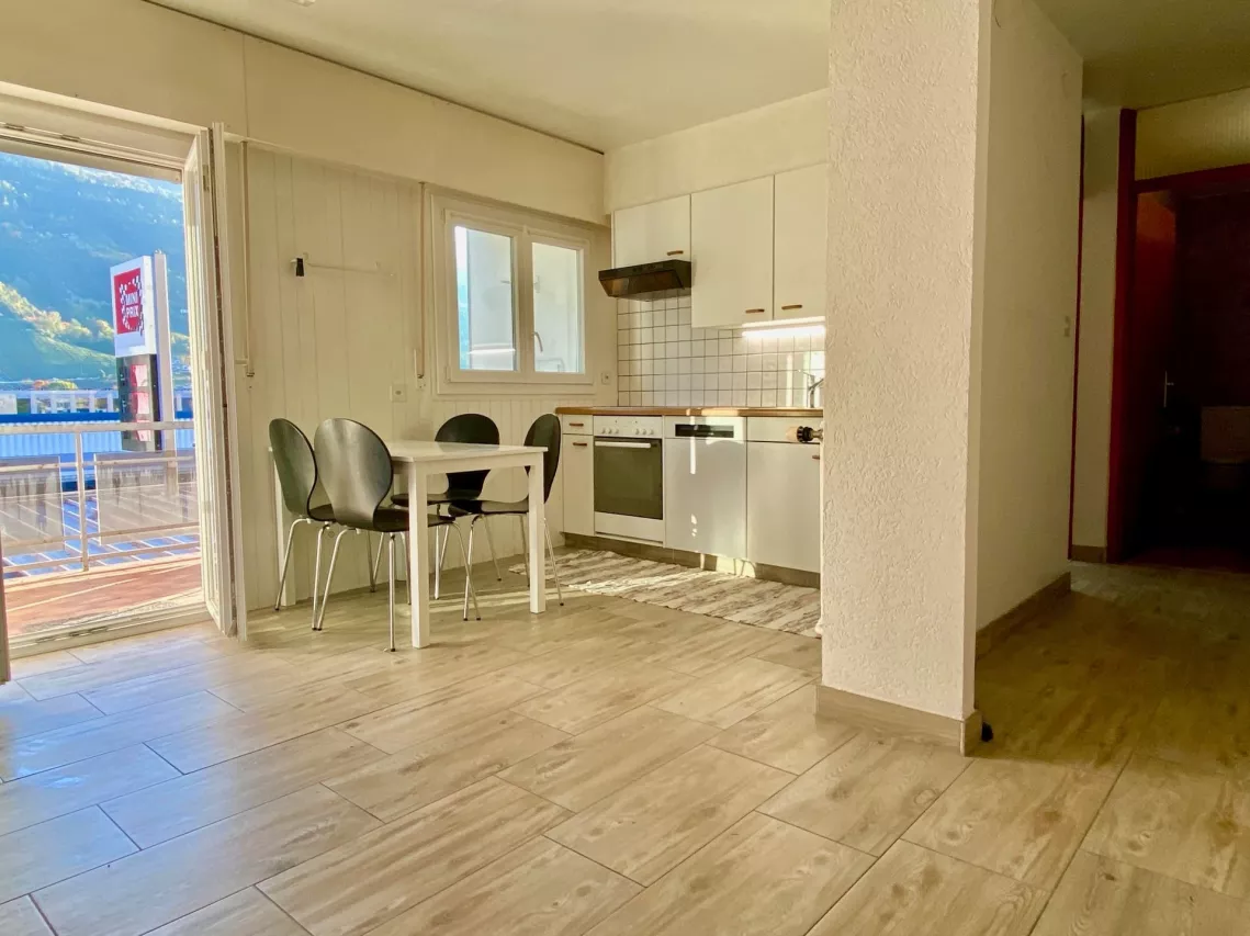 Bel appartement de 2.5 pièces à Sion - balcon SUD