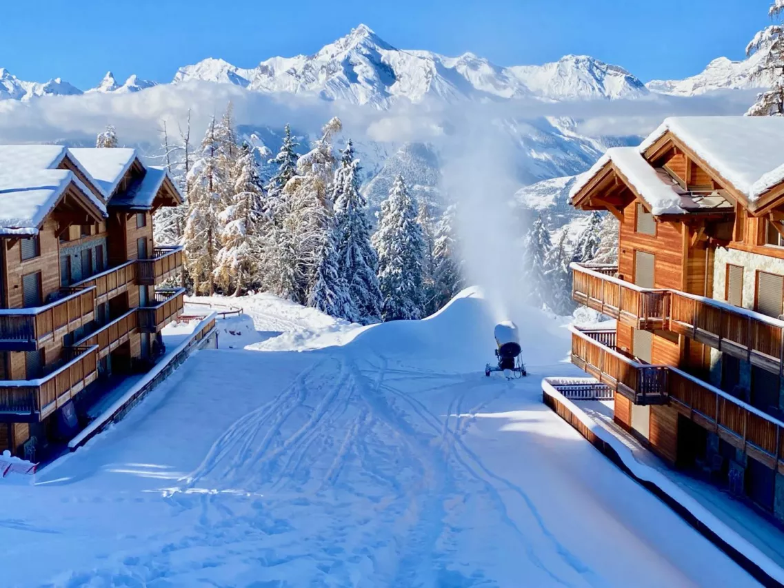Superbe appartement en attique-duplex / ski-in & ski-out sur les pistes de Veysonnaz