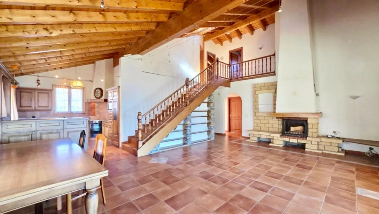 Magnifique maison/villa de caractère de 7.5 pièces à Chandolin sur Savièse