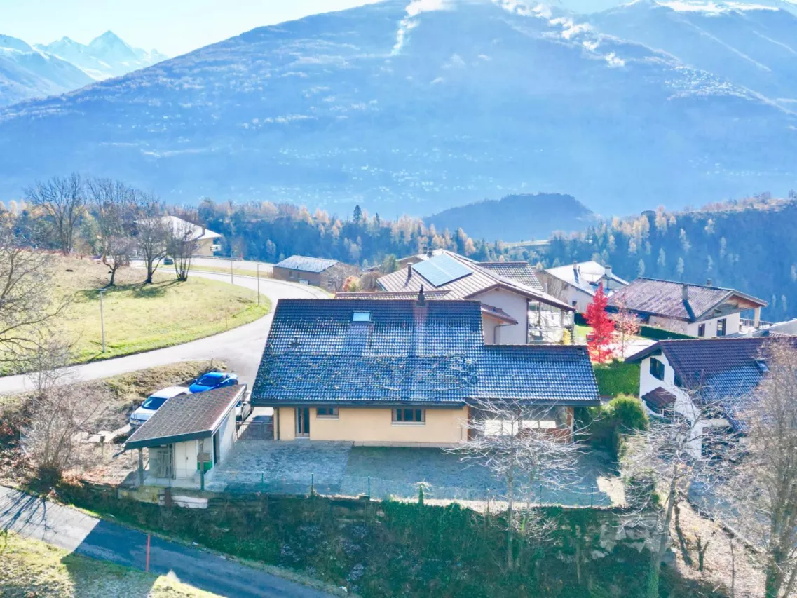 Magnifique maison/villa de caractère de 7.5 pièces à Chandolin sur Savièse