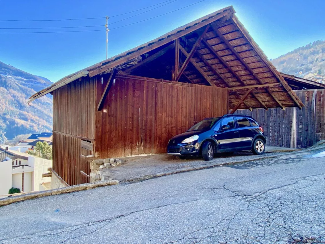 Grange de charme - Projet contemporain clé en main au coeur du vieux village de Vex