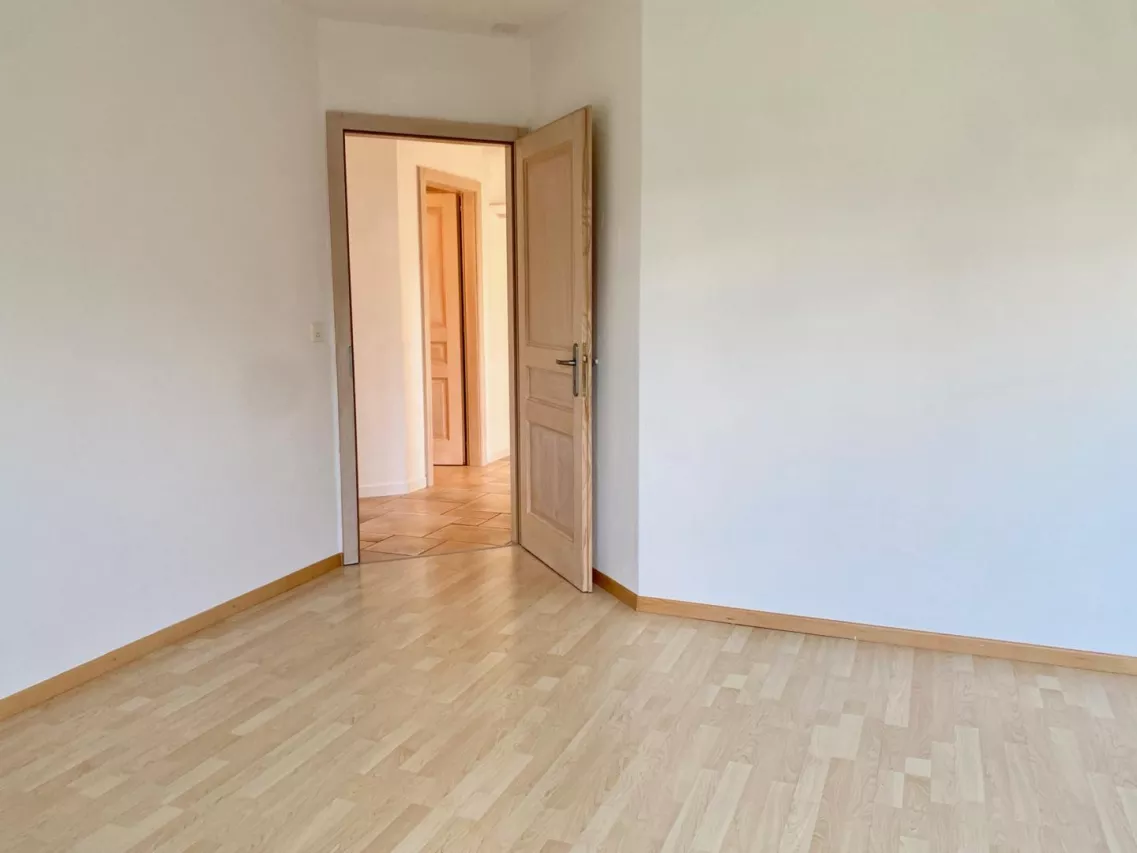 Location - Spacieux appartement de 4.5 pièces avec grand jardin privatif à Bramois