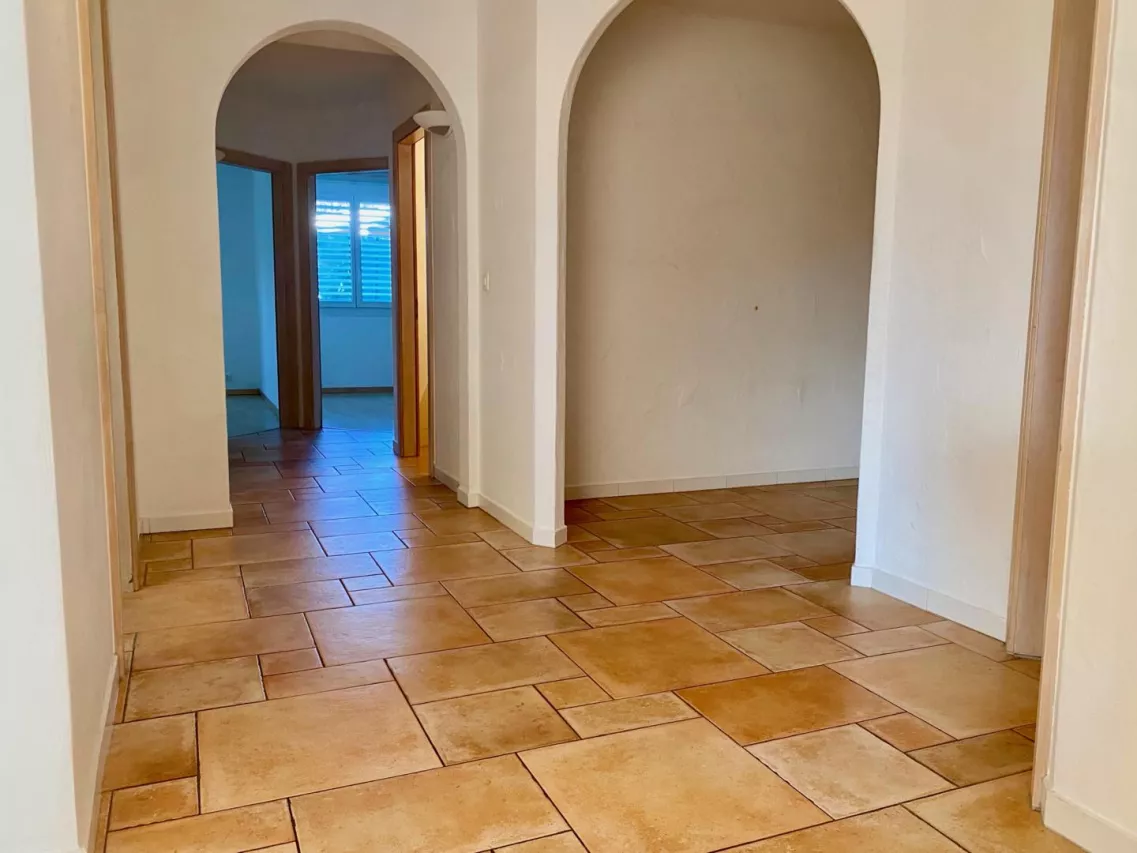 Location - Spacieux appartement de 4.5 pièces avec grand jardin privatif à Bramois