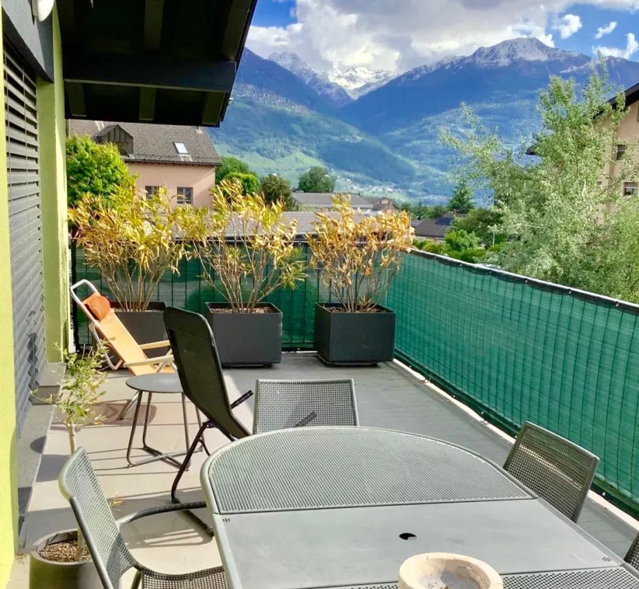 A louer - Superbe attique de 3.5 pièces avec terrasse et vue panoramique à Savièse