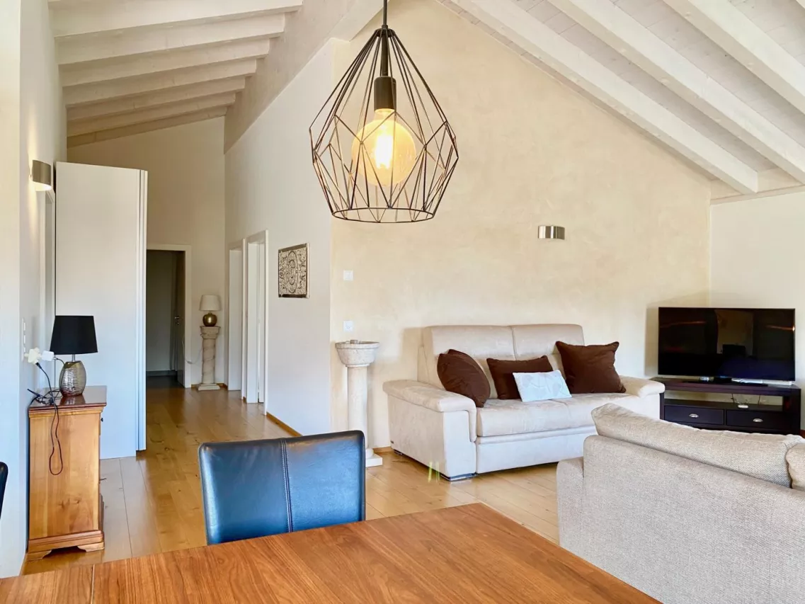 A louer - Superbe attique de 3.5 pièces avec terrasse et vue panoramique à Savièse