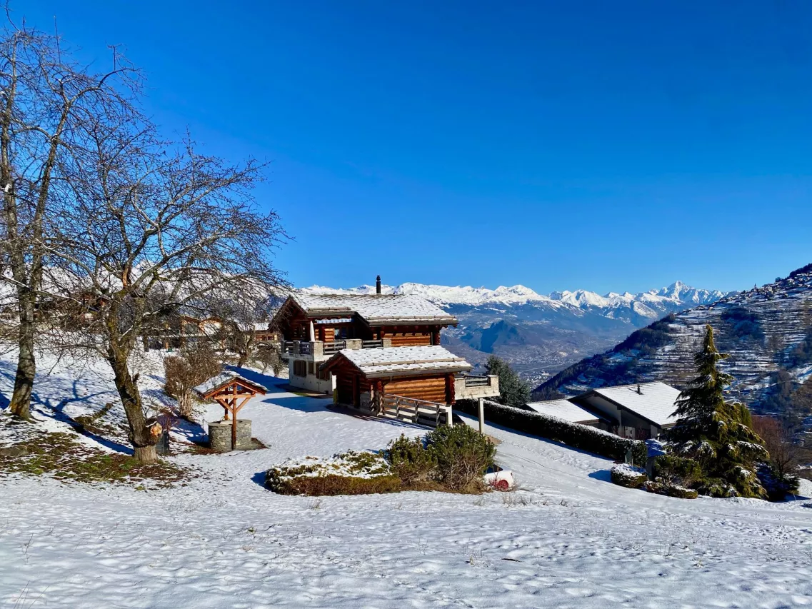 Superbe chalet-villa à Nendaz - calme, vue, confort et nature