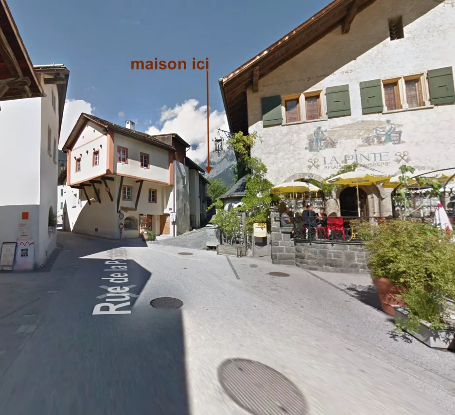 Exceptionnelle maison à l'état brut pour amateurs de grands espaces et espace garage pour 2-3 voitures