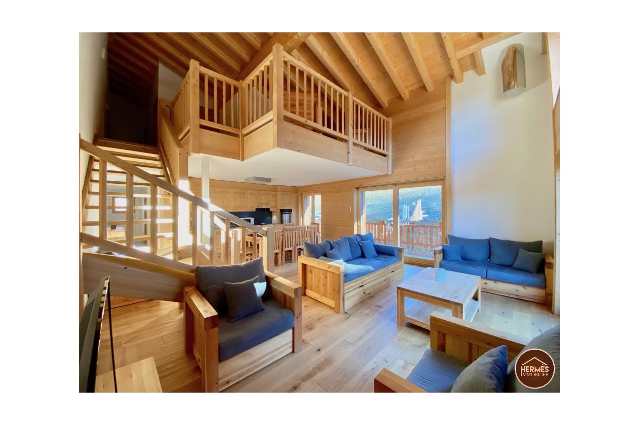 Superbe appartement en attique-duplex / ski-in & ski-out sur les pistes de Veysonnaz