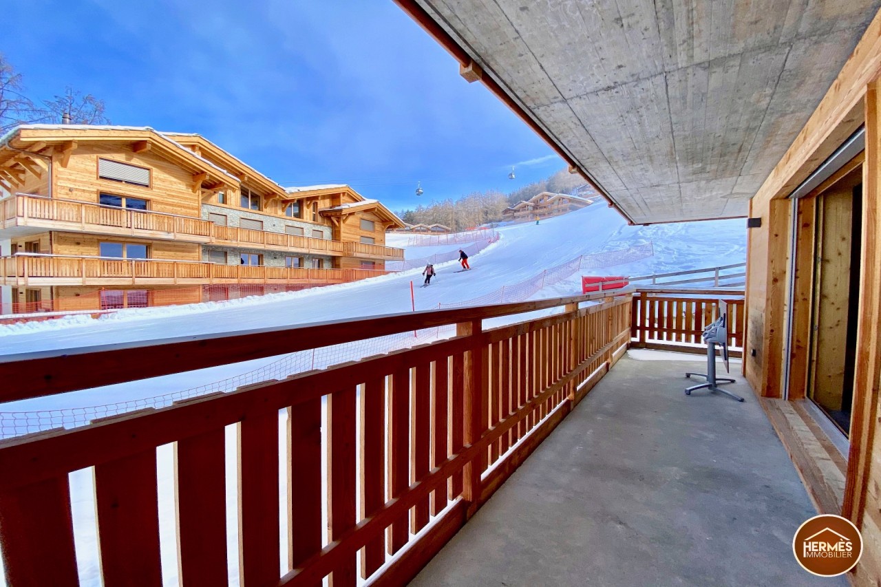 Superbe appartement ski-in & ski-out sur les pistes de Veysonnaz